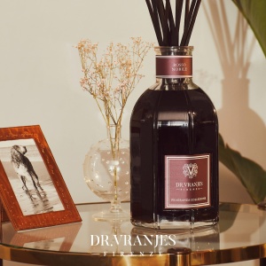 Rosso Nobile - Dr Vranjes Firenze