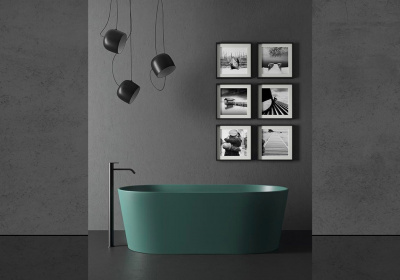 BAY BATHTUB